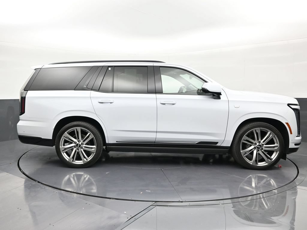 Certified 2026 Cadillac Escalade Platinum Sport AWD/4WD image 6