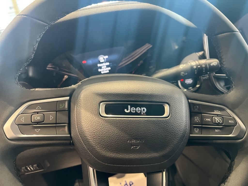 New 2026 Jeep Compass Limited AWD/4WD image 17