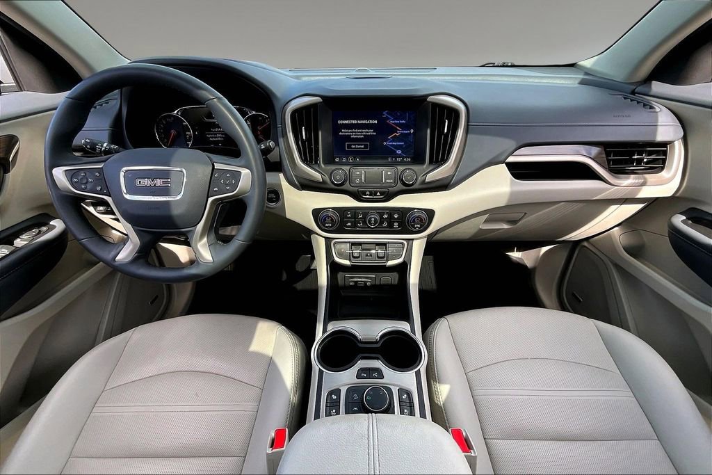 Used 2023 GMC Terrain Denali w/ Denali Premium Package AWD/4WD image 15