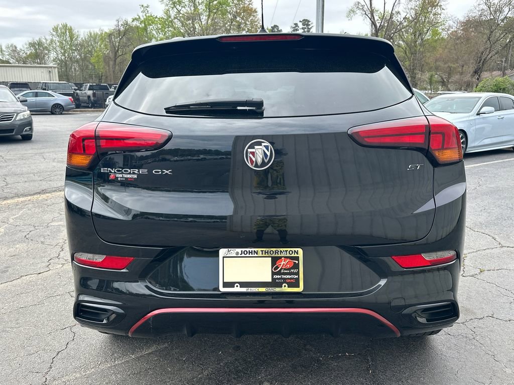 Used 2022 Buick Encore GX Select w/ Sport Touring Package image 7