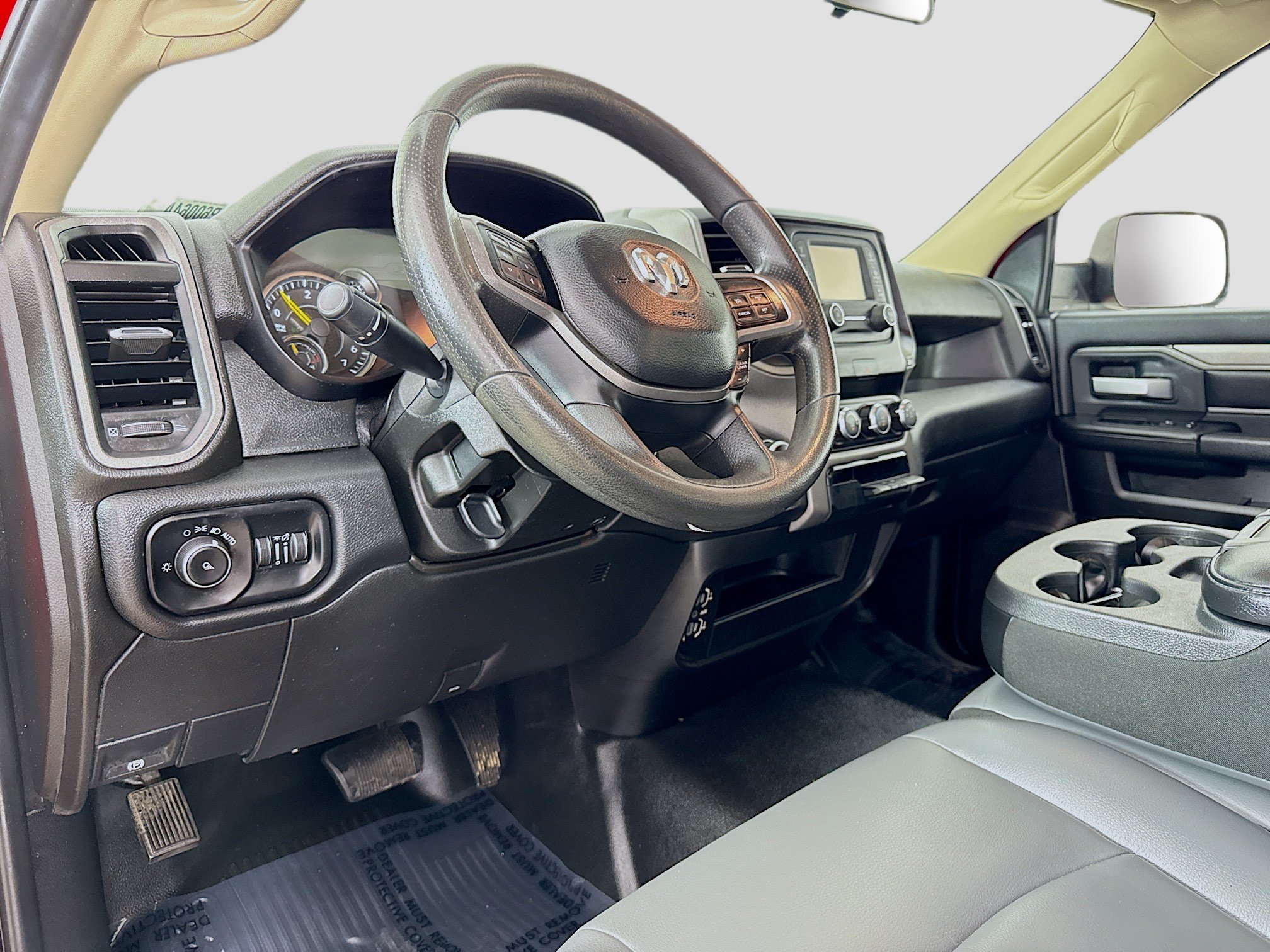 Used 2019 RAM 3500 Tradesman RWD image 11