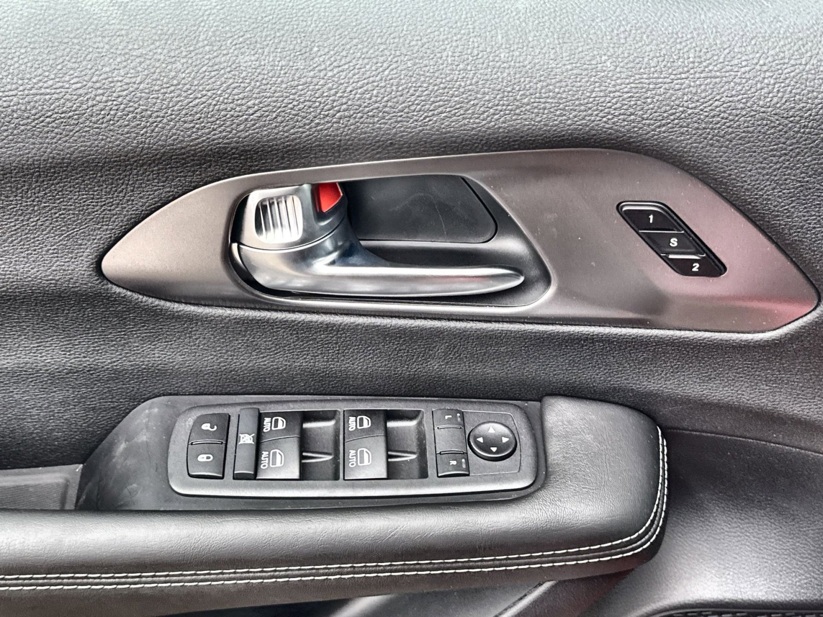 New 2026 Chrysler Pacifica Select image 15