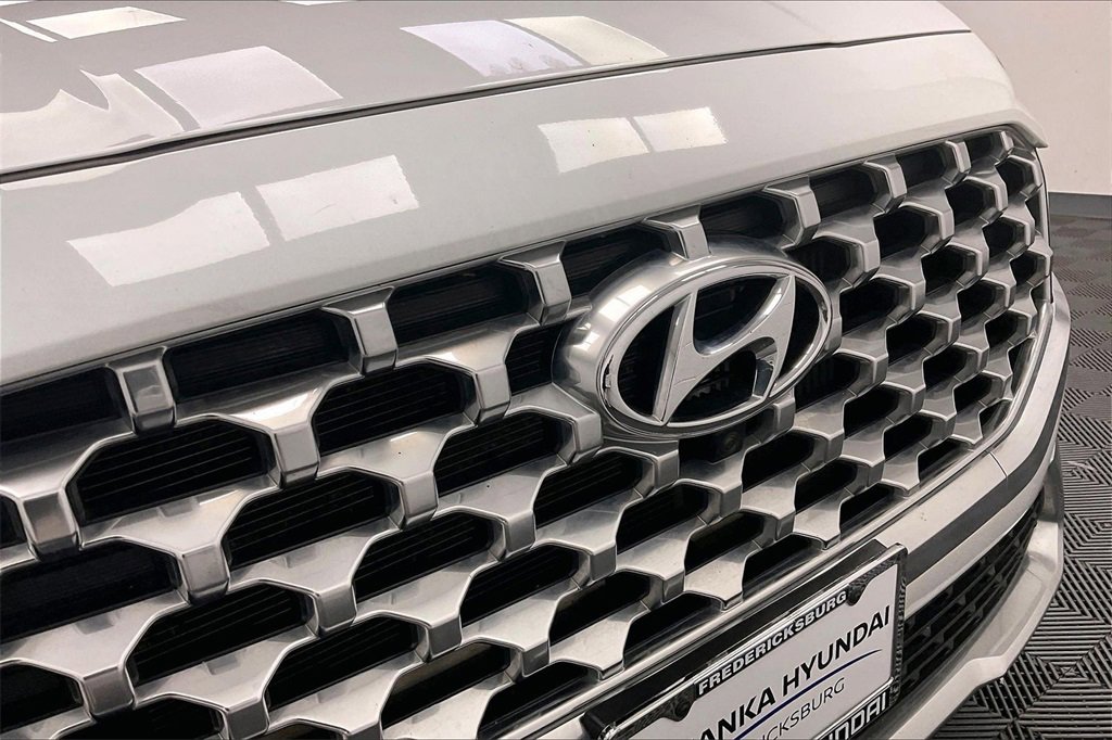 Used 2021 Hyundai Santa Fe Limited w/ Cargo Package image 28