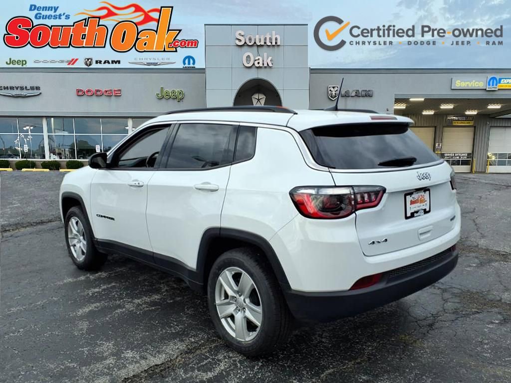 Certified 2022 Jeep Compass Latitude w/ Convenience Group image 3