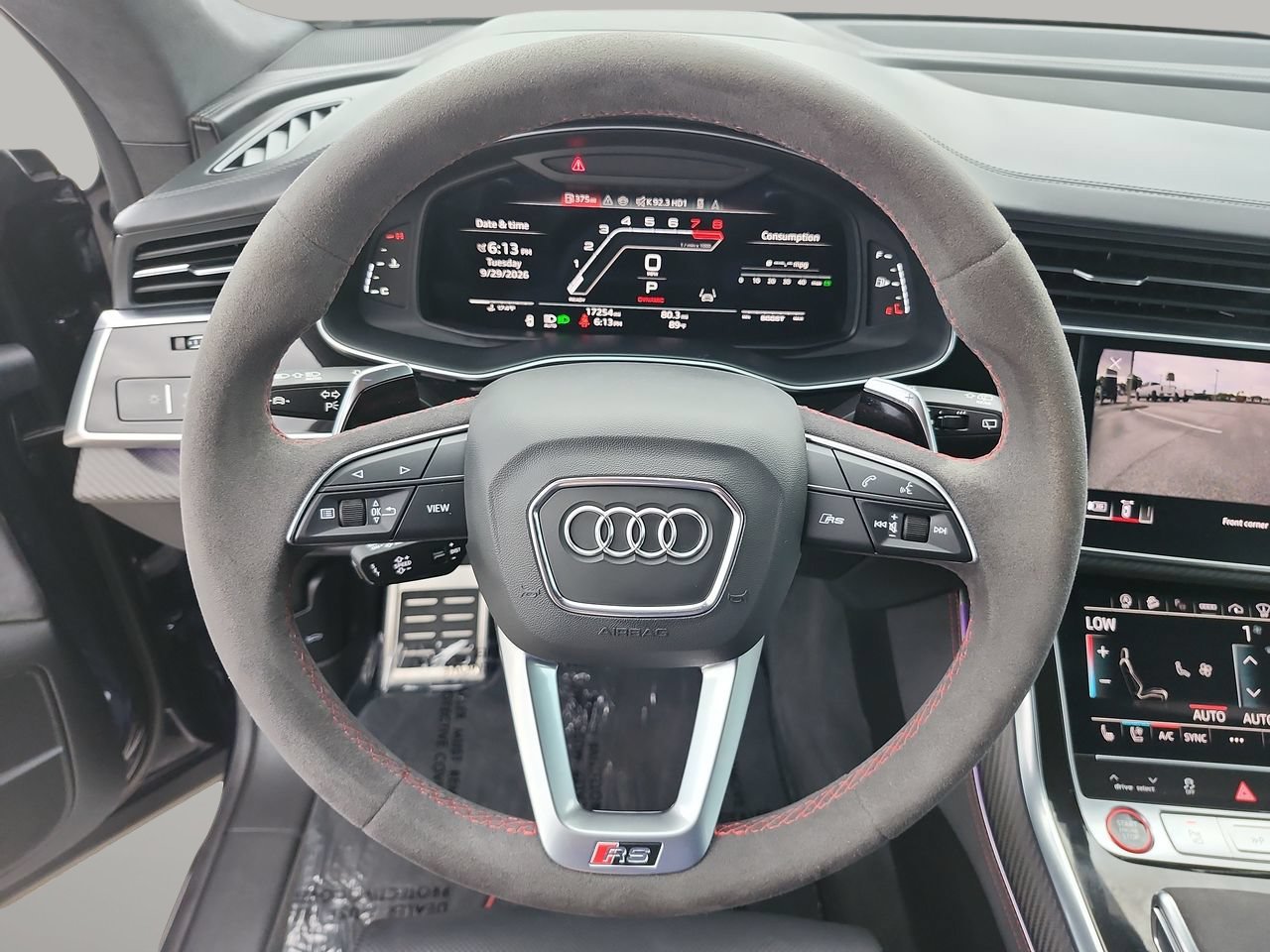 Used 2024 Audi RS Q8 AWD/4WD image 32