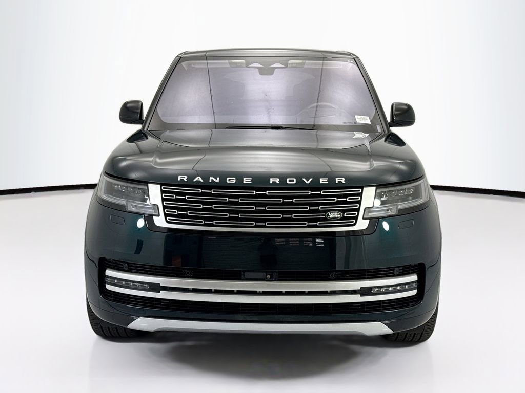 Used 2023 Land Rover Range Rover Autobiography image 2