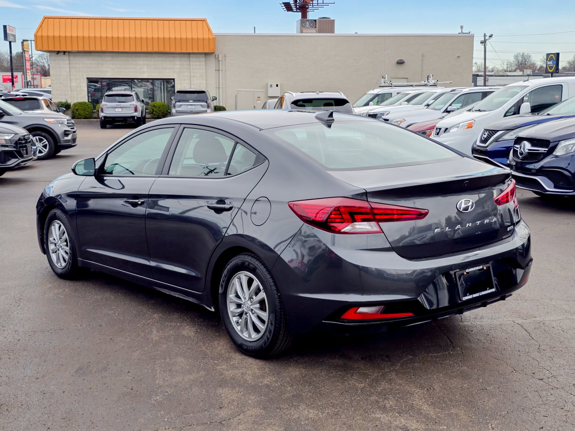 Used 2020 Hyundai Elantra ECO w/ Cargo Package (C1) image 10