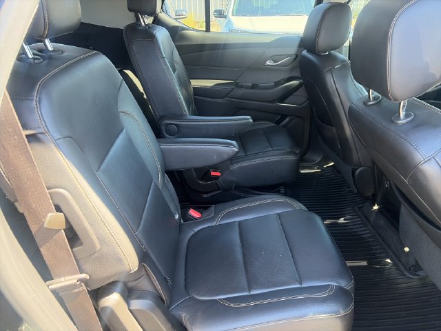 Used 2021 Chevrolet Traverse LT AWD/4WD image 32