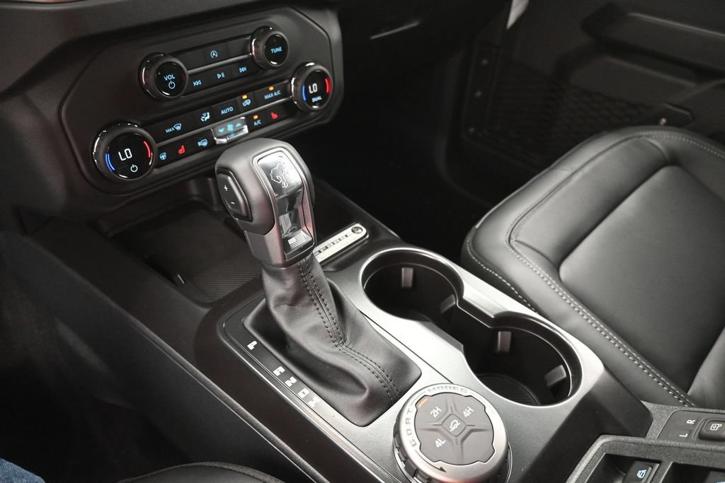 New 2026 Ford Bronco Outer Banks AWD/4WD image 9