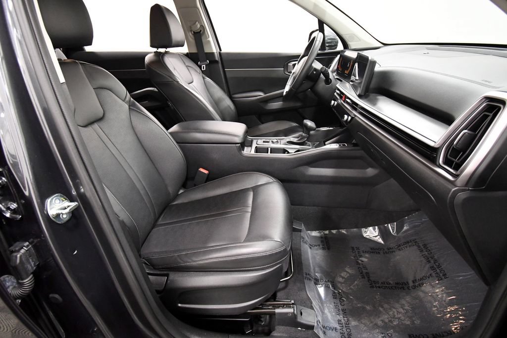 Certified 2024 Kia Sorento S AWD/4WD image 18