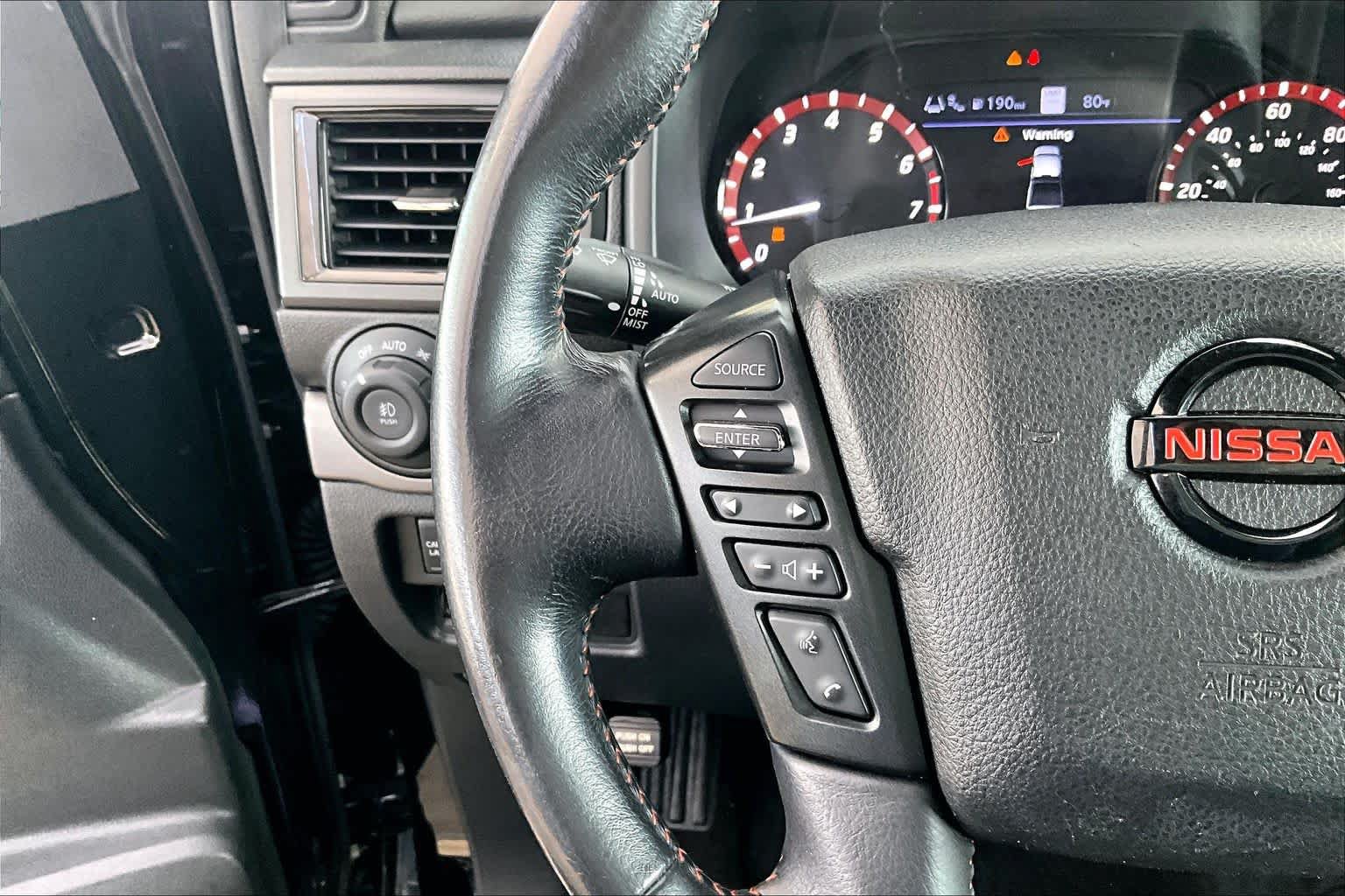 Used 2021 Nissan Titan PRO-4X w/ Pro-4x Convenience Package AWD/4WD image 24