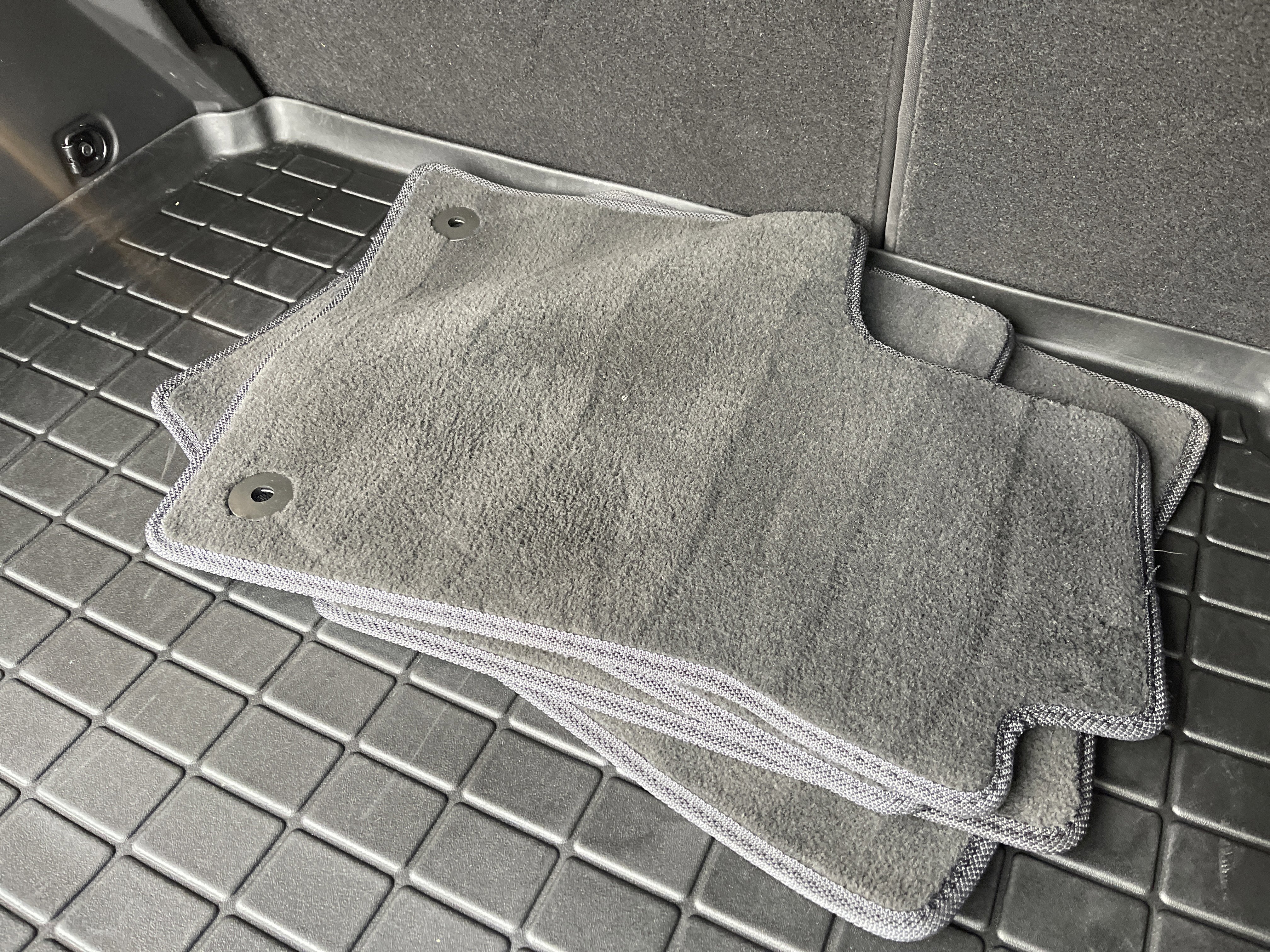 Used 2022 Chevrolet Trax LT w/ LT Convenience Package image 37