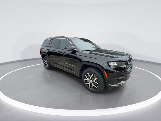 Used 2024 Jeep Grand Cherokee L Limited RWD image 2