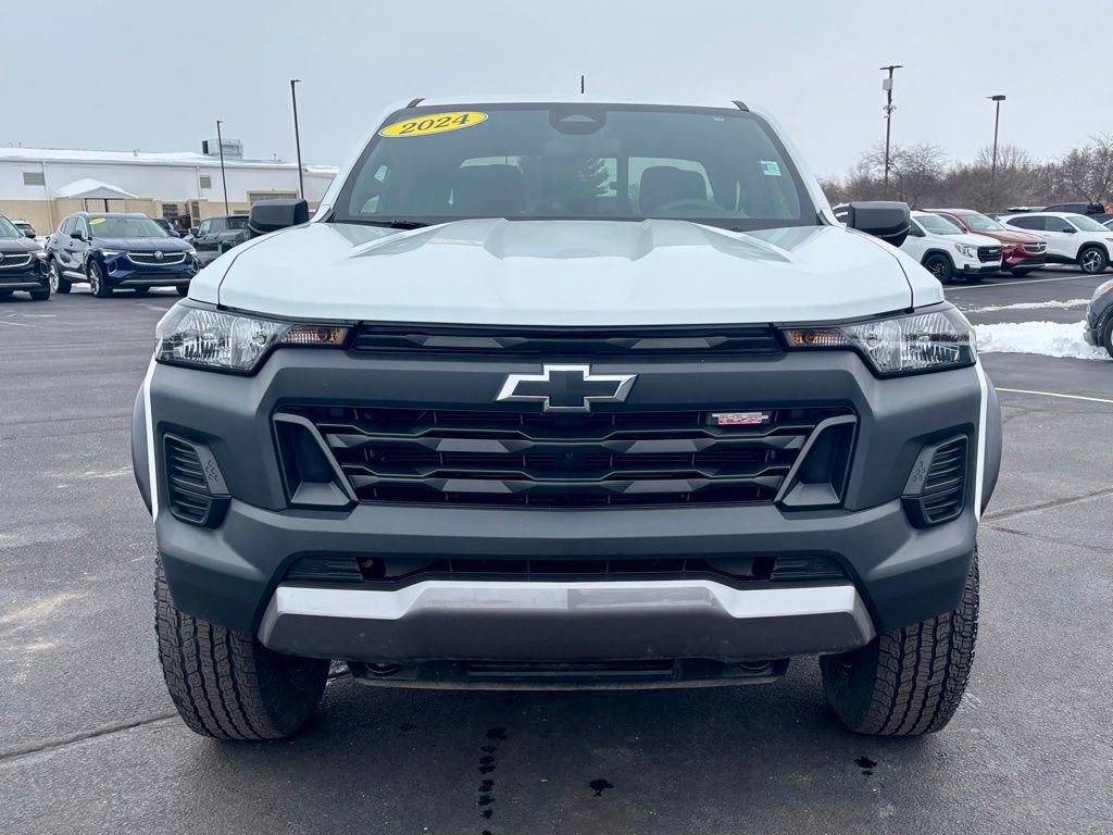 Used 2024 Chevrolet Colorado Trail Boss w/ Advanced Trailering Package image 10