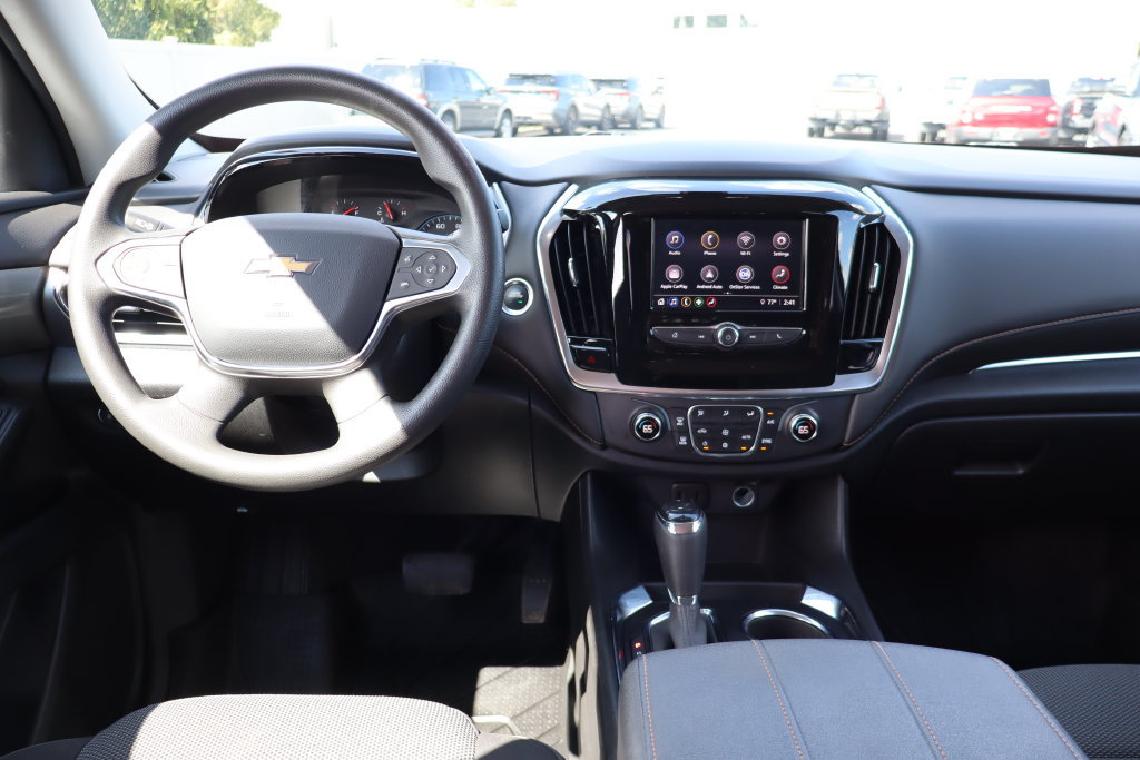Used 2020 Chevrolet Traverse LS AWD/4WD image 5