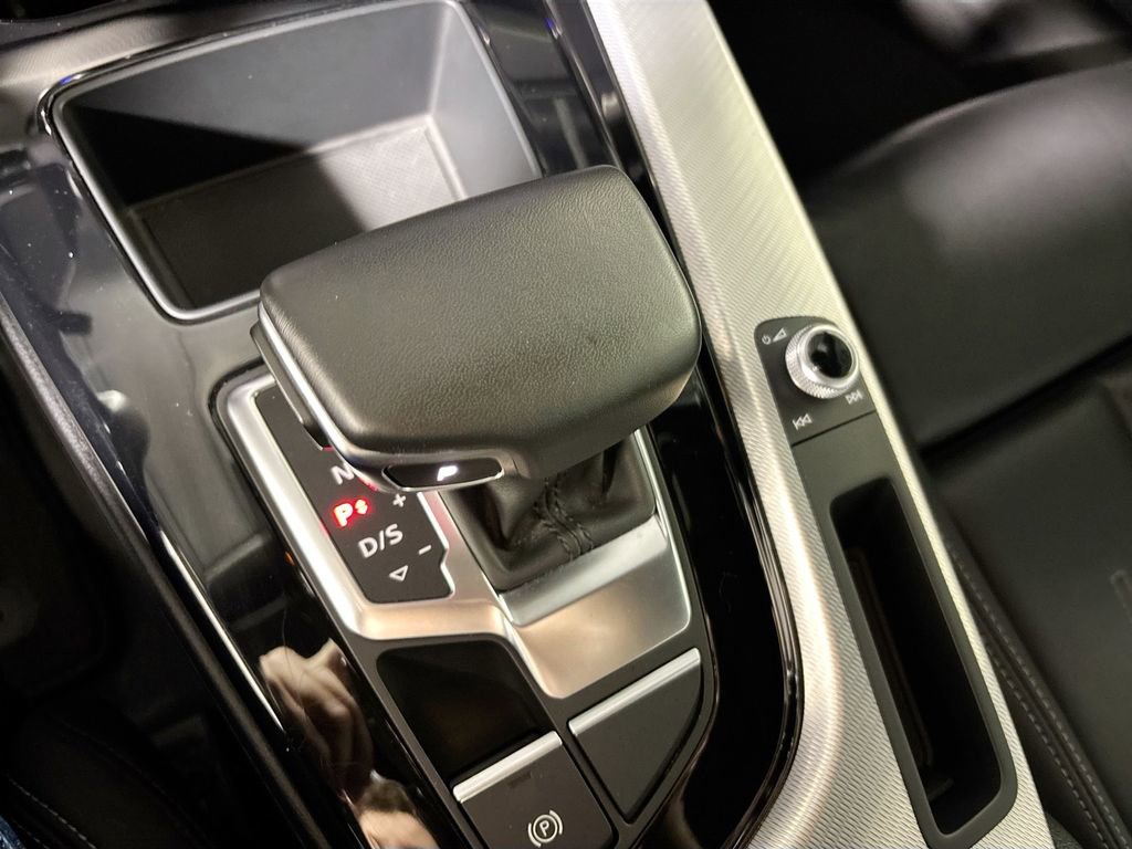 Used 2025 Audi A5 2.0T Premium Plus image 17