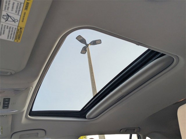 Used 2020 Toyota RAV4 XLE image 20