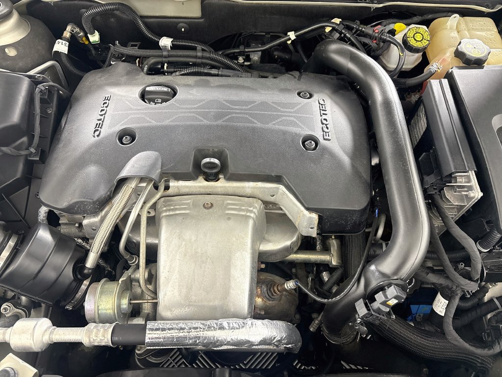 Used 2016 Buick Regal FWD image 31
