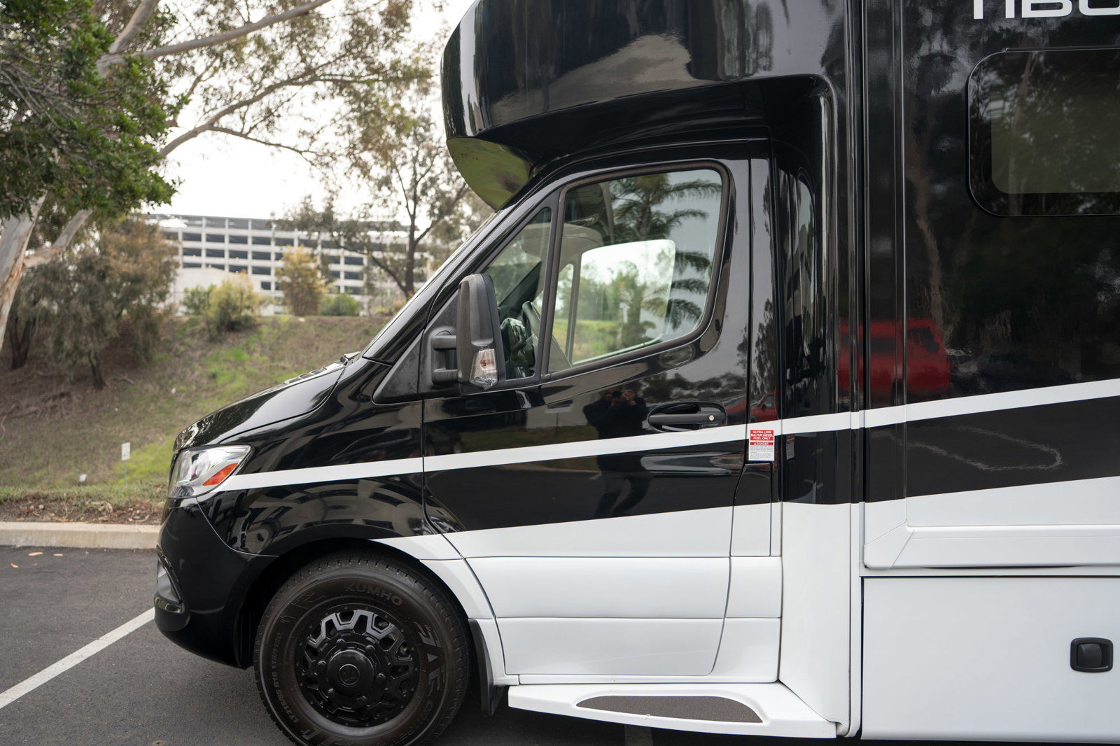 Used 2023 Mercedes-Benz Sprinter 4500 image 4