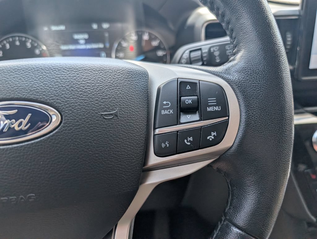 Used 2022 Ford Explorer Limited AWD/4WD image 22