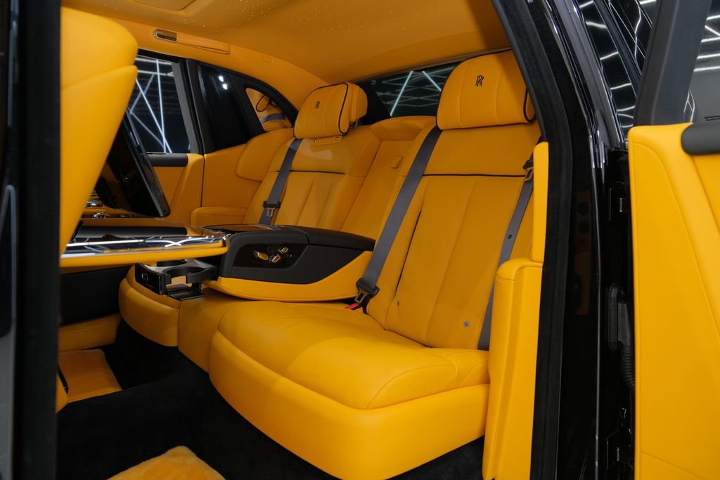 Used 2026 Rolls-Royce Phantom Sedan image 29