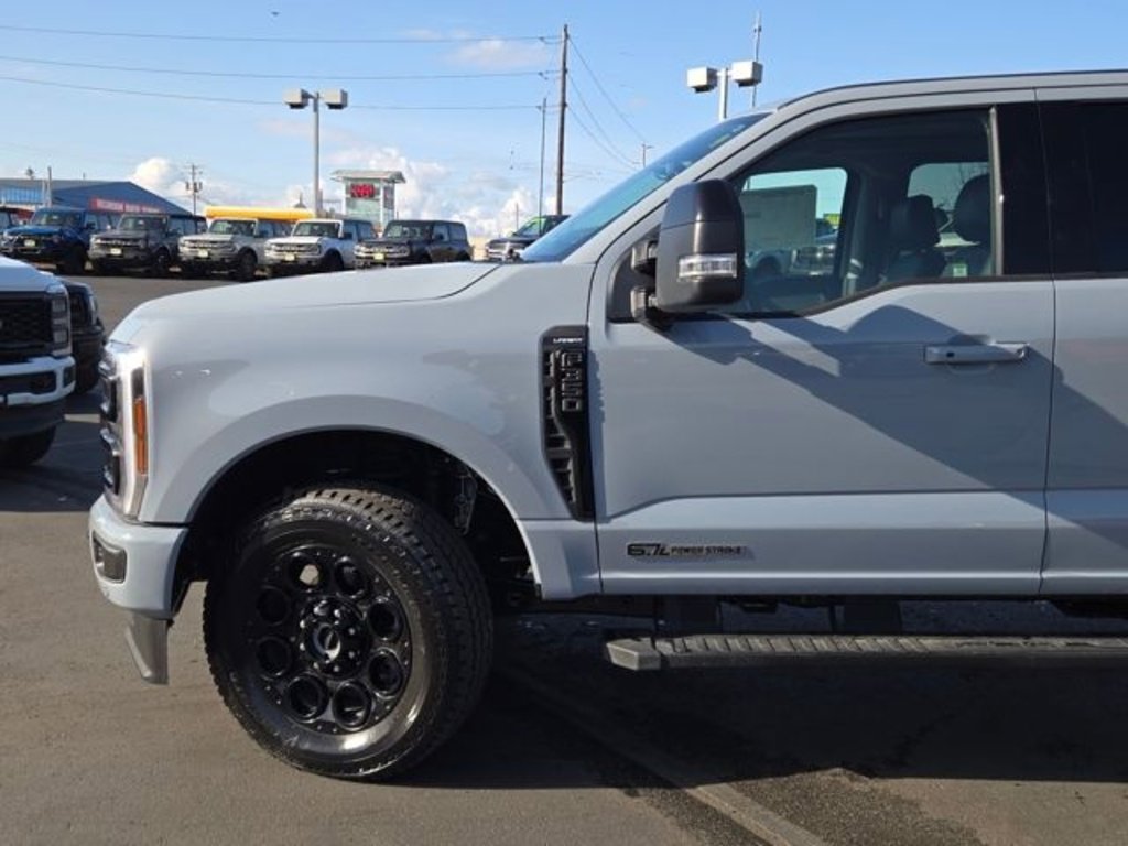 New 2025 Ford F350 Lariat w/ Lariat Ultimate Package image 11