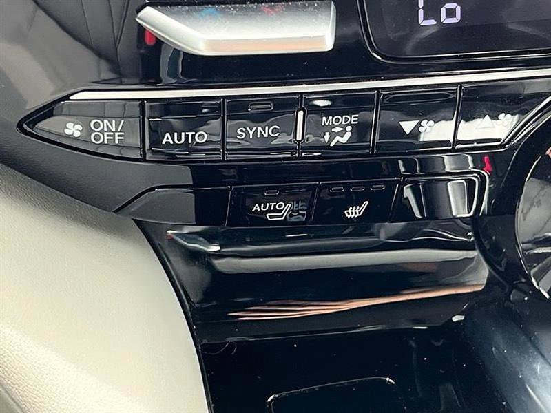 Used 2024 Acura MDX FWD w/ Technology Package image 41