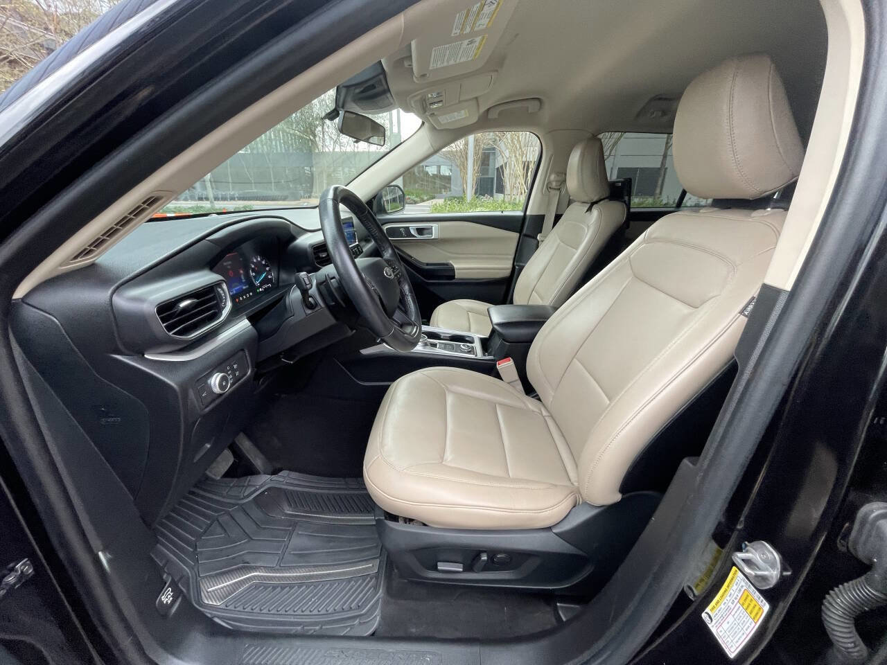 Used 2020 Ford Explorer XLT w/ Equipment Group 202A AWD/4WD image 5