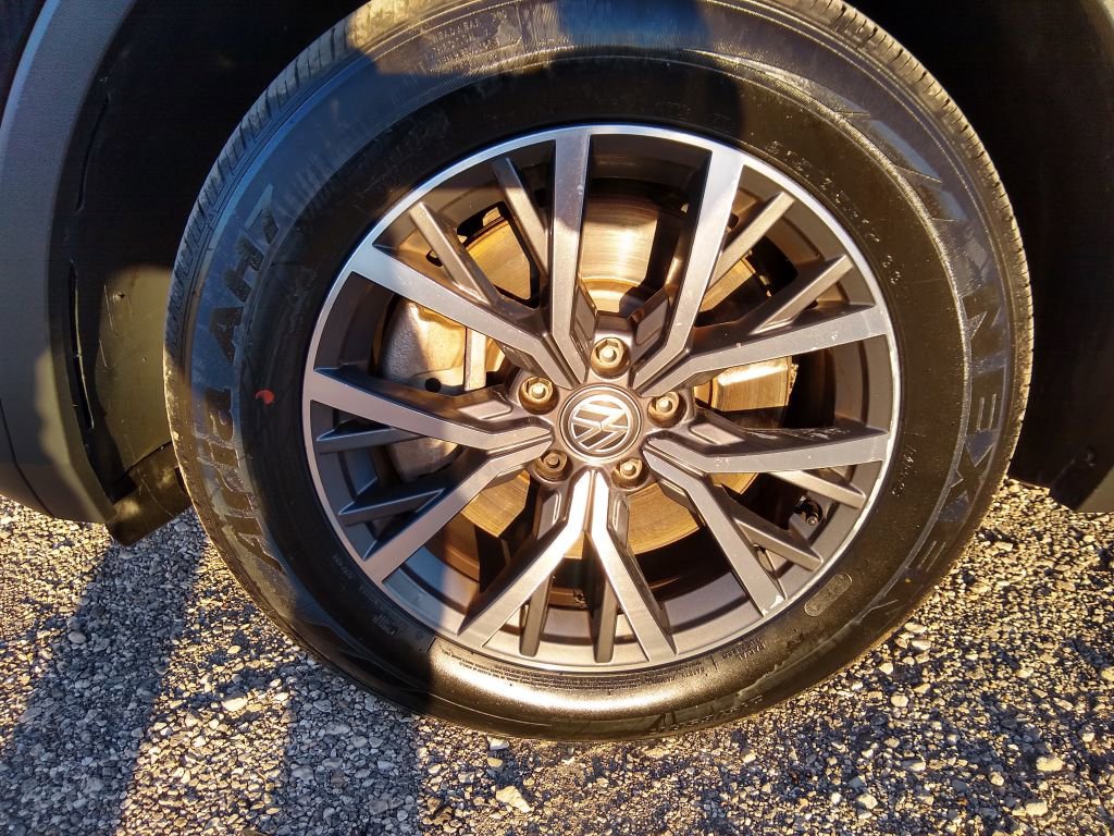 Used 2021 Volkswagen Tiguan S image 16