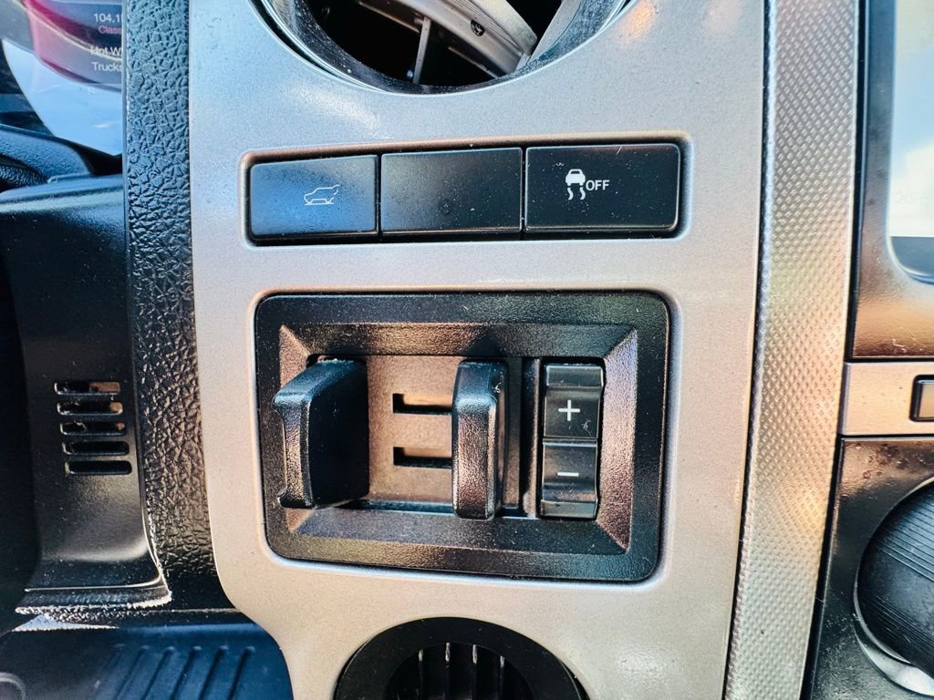 Used 2016 Ford Expedition XLT w/ Equipment Group 202A image 33