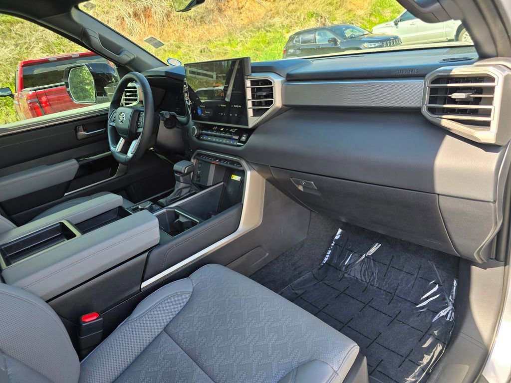 Used 2025 Toyota Tundra Limited w/ TRD Off-Road Package image 29