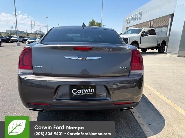 Used 2016 Chrysler 300 S w/ 300S Premium Group AWD/4WD image 3