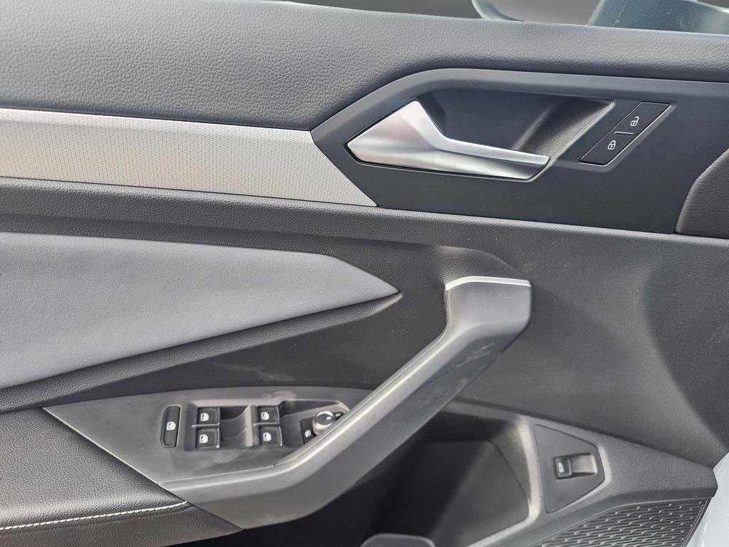 New 2026 Volkswagen Jetta SE image 40