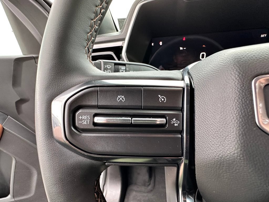 Used 2024 GMC Canyon AT4 w/ AT4 Premium Package AWD/4WD image 38