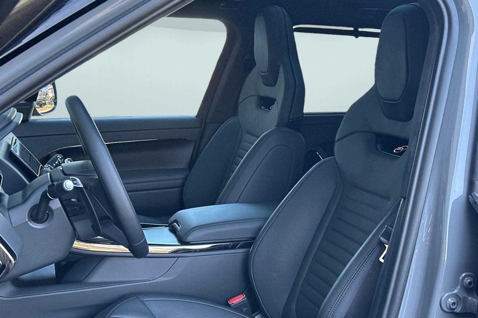 New 2025 Land Rover Range Rover Sport SV Edition Two AWD/4WD image 4