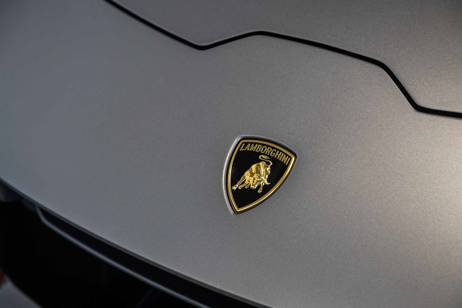Used 2021 Lamborghini Huracan EVO RWD image 25