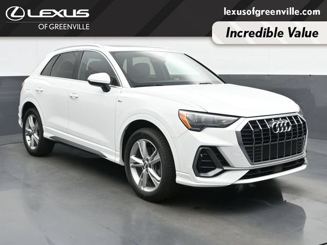 Used 2020 Audi Q3 2.0T Premium w/ Convenience Package AWD/4WD image 2