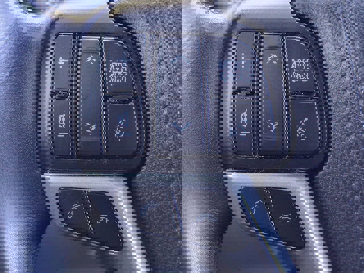 Used 2019 Toyota Highlander Limited image 25