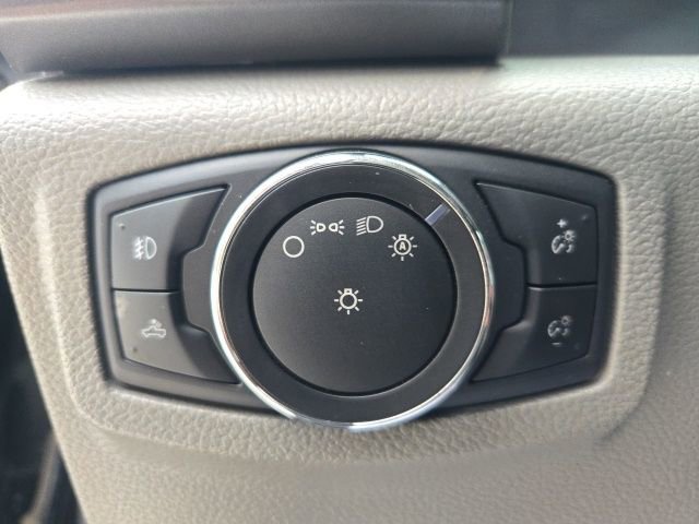 Used 2015 Ford F150 XLT w/ Equipment Group 302A Luxury image 21