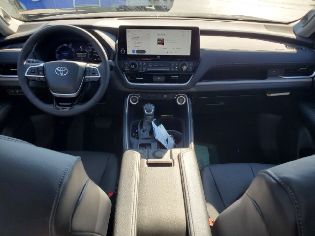 New 2026 Toyota Grand Highlander AWD image 14