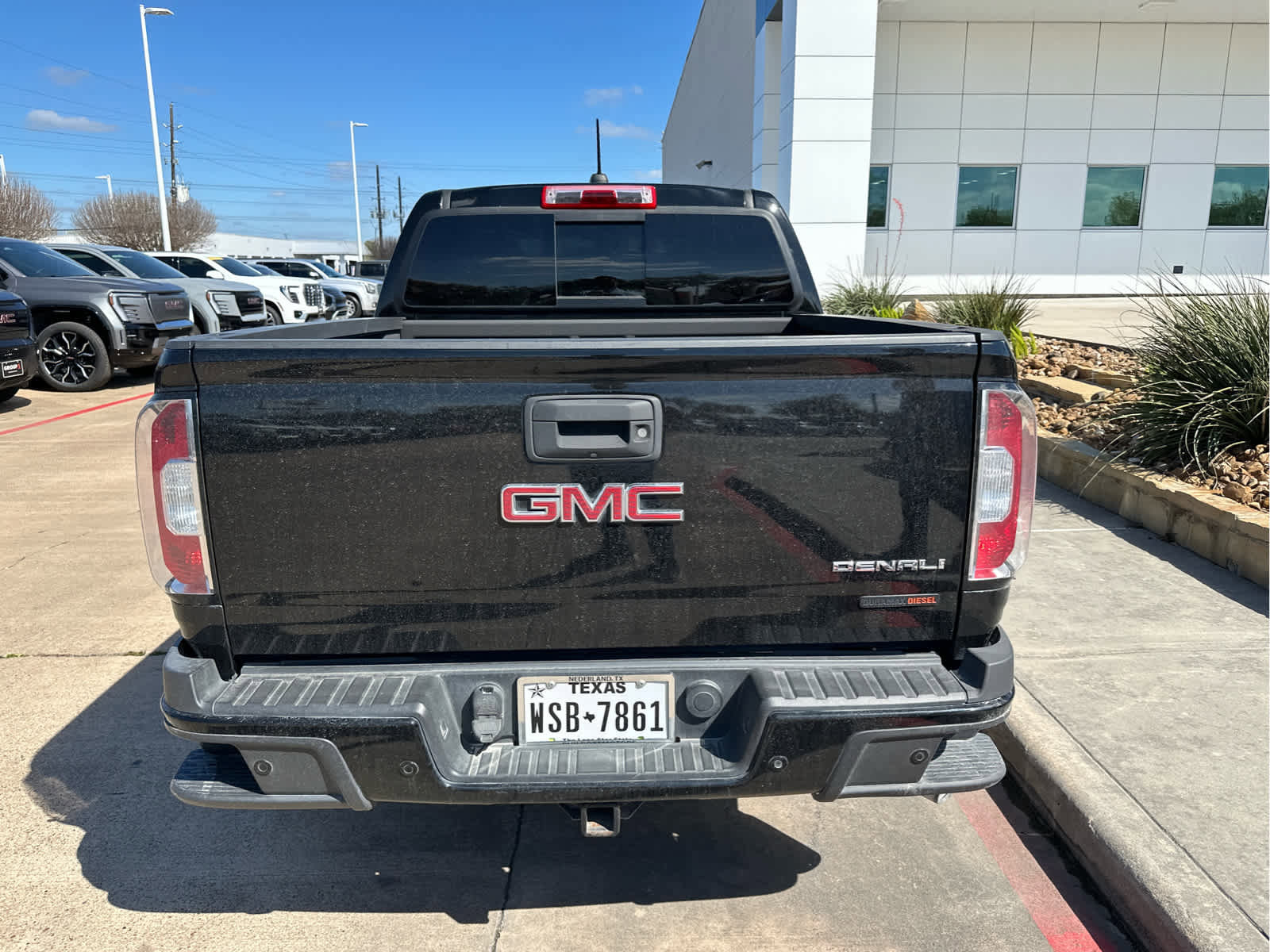 Used 2019 GMC Canyon Denali image 4