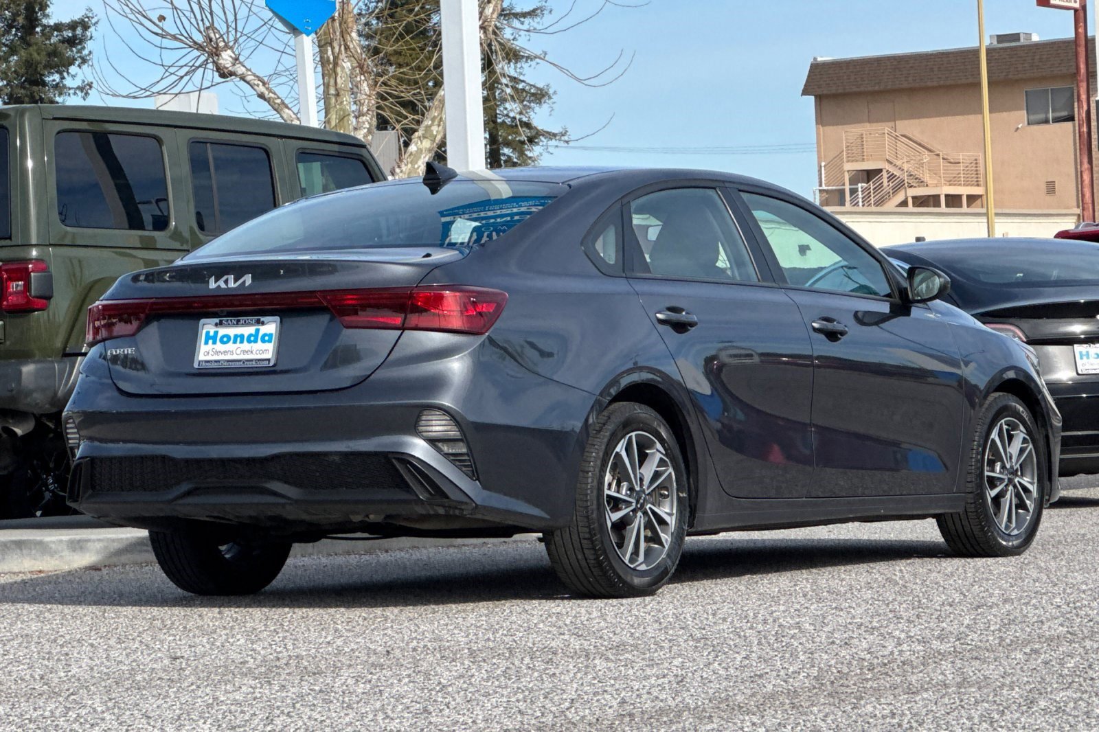 Used 2022 Kia Forte LXS FWD image 8