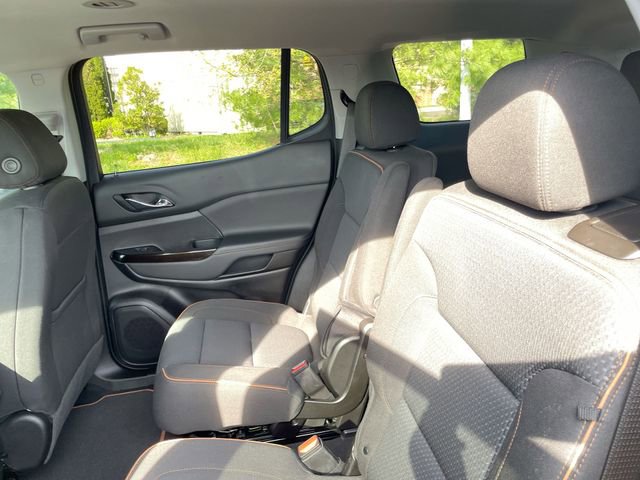 Used 2023 GMC Acadia AT4 image 12