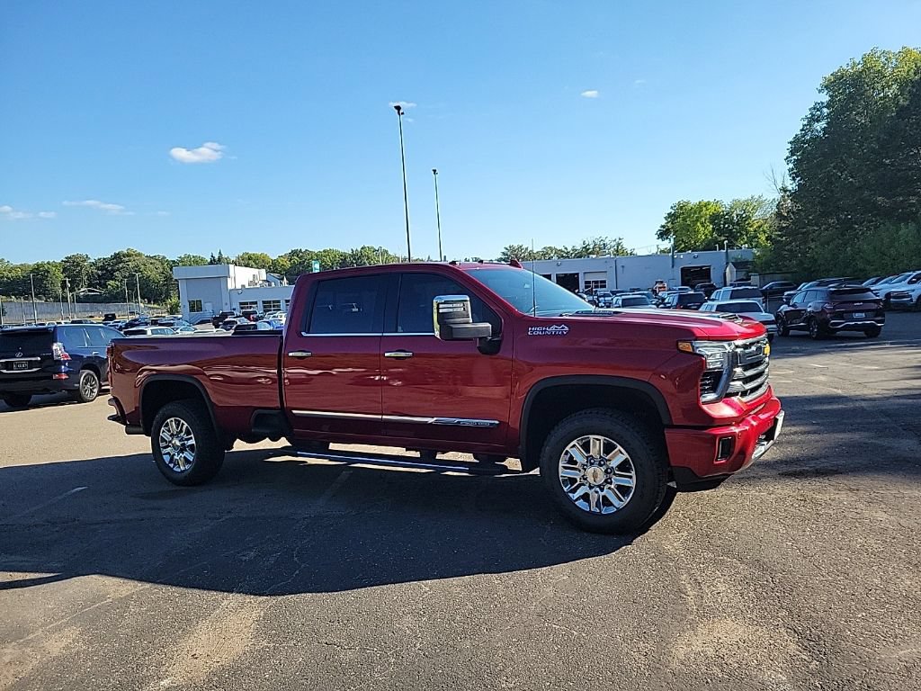 Used 2024 Chevrolet Silverado 2500 High Country w/ Z71 Off-Road Package AWD/4WD image 5