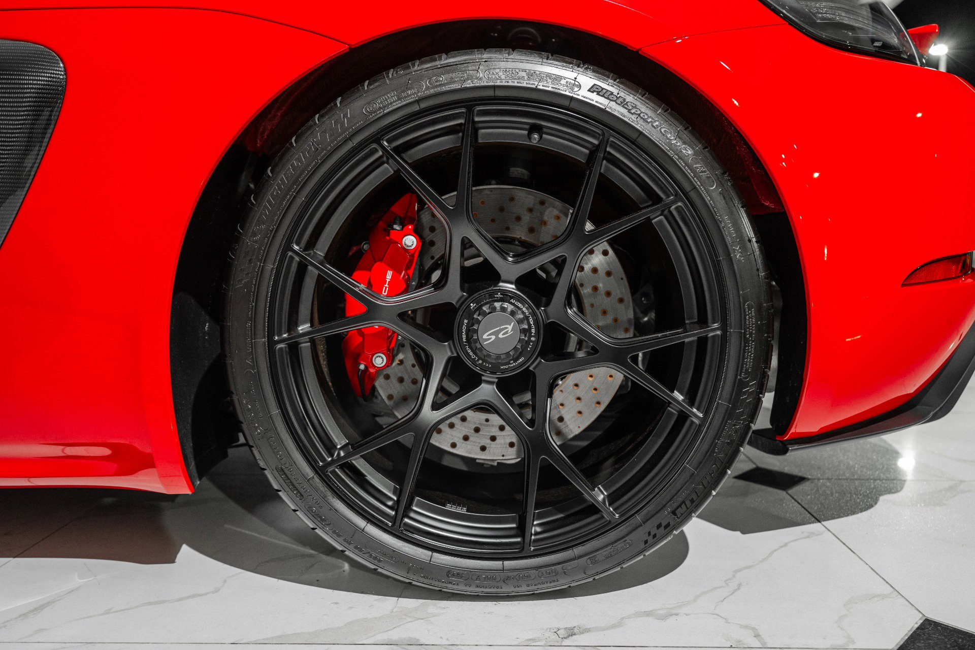 Used 2024 Porsche 718 Cayman GT4 RS image 13