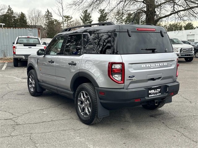 Used 2023 Ford Bronco Sport Badlands image 3