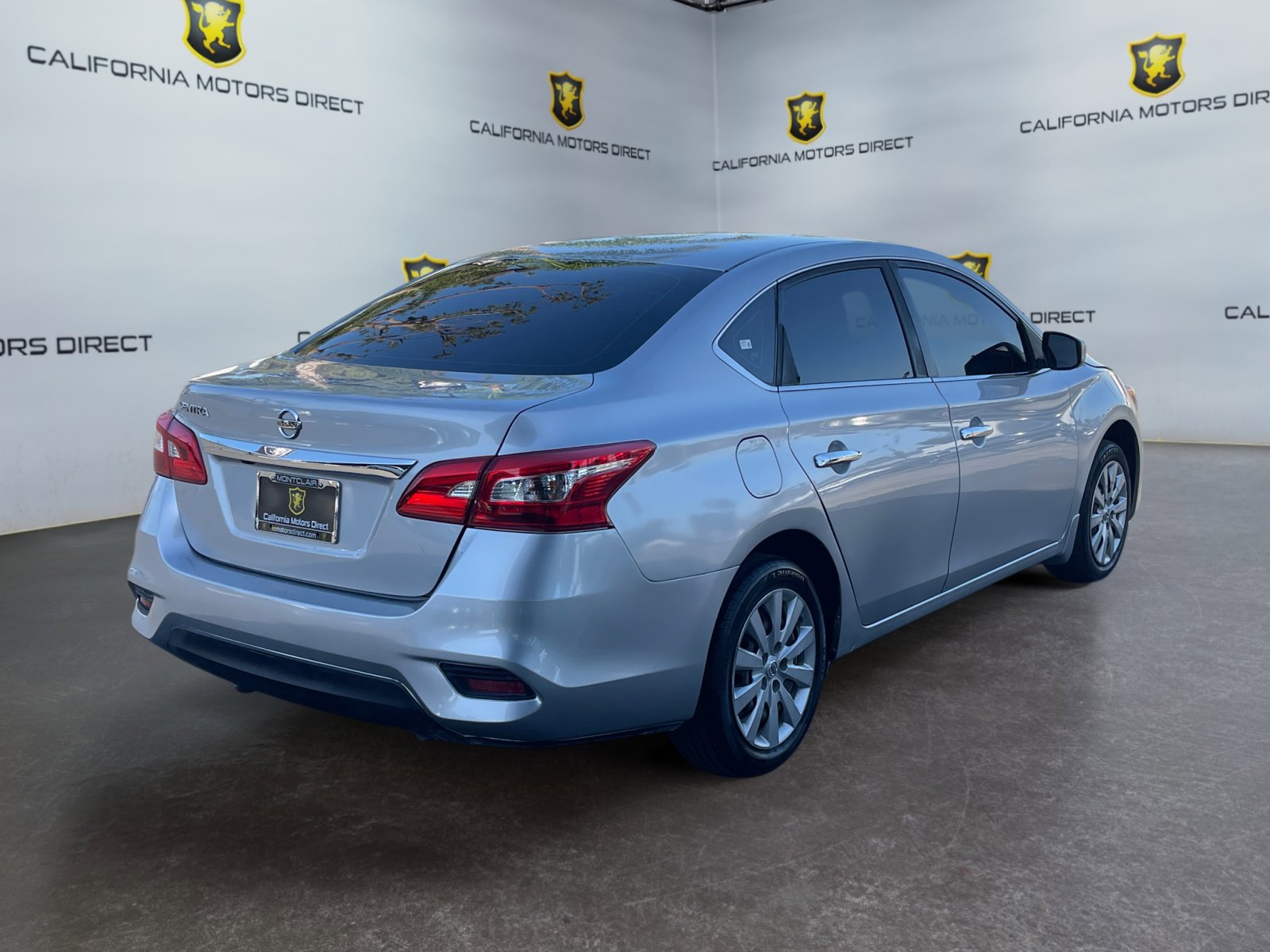 Used 2019 Nissan Sentra S image 5