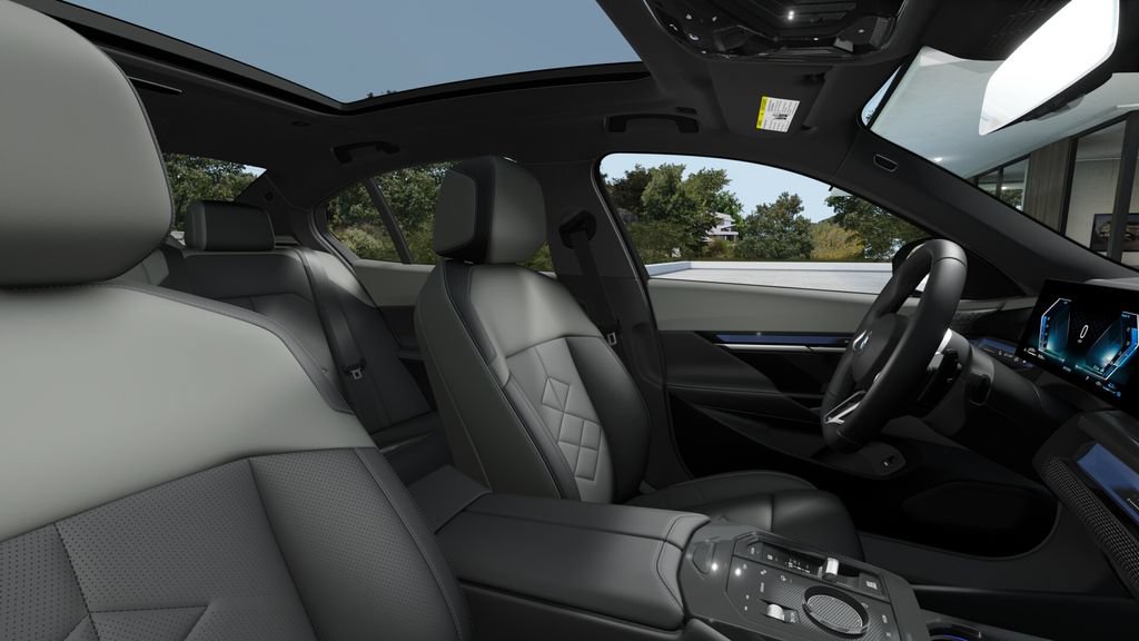 New 2027 BMW 550e xDrive AWD/4WD image 9