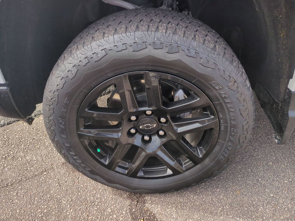 Used 2023 Chevrolet Silverado 1500 LT Trail Boss w/ LT Trail Boss Premium Package image 10