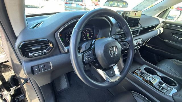 Used 2023 Honda Pilot Elite image 32